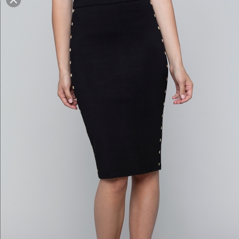 Bebe Pyramid Mesh Midi Skirt